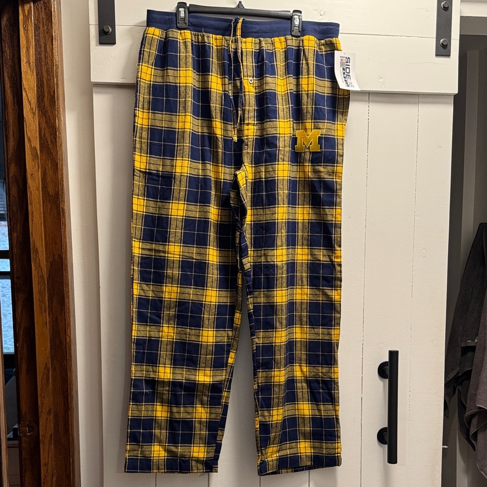 NEW University of Michigan Wolverines Maize & Blue Plaid Flannel Pajama Pants XL